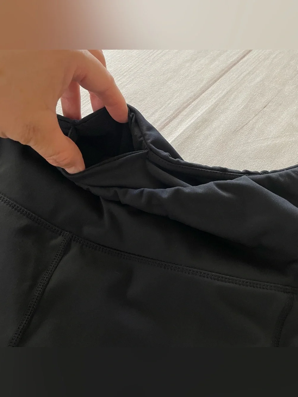 Baleaf Capri Leggings Women’s XL Black Pockets High Waisted Activewear Outdoors - Picture 10 of 12